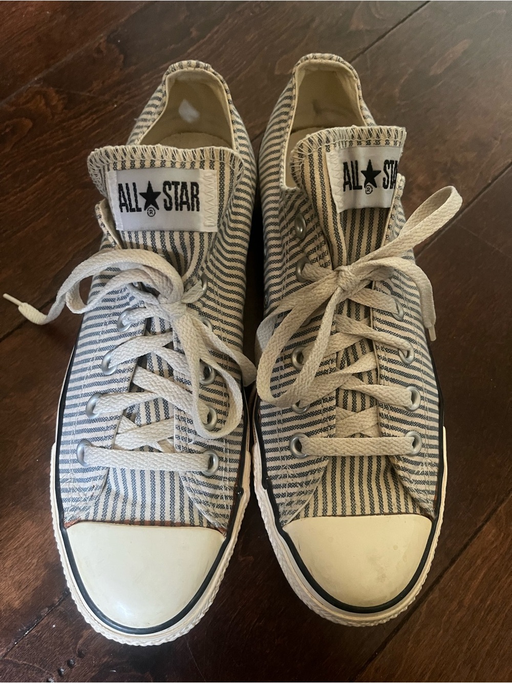 Converse sz 9 blue white stripe